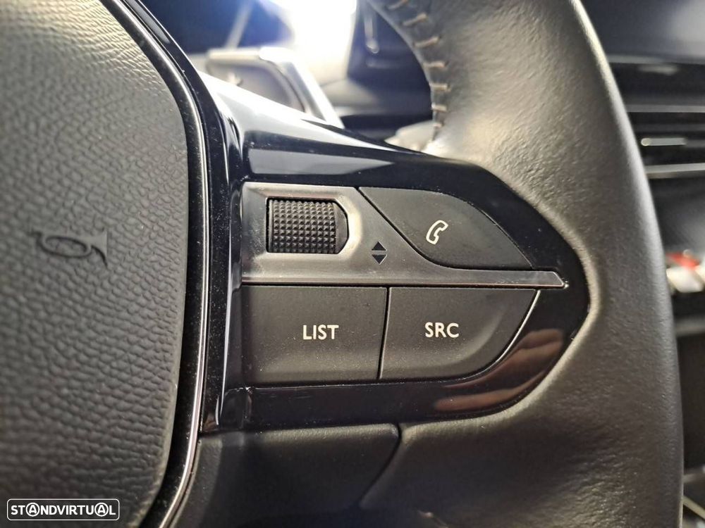 Peugeot 5008 1.5 BlueHDi Allure Pack EAT8 - 17