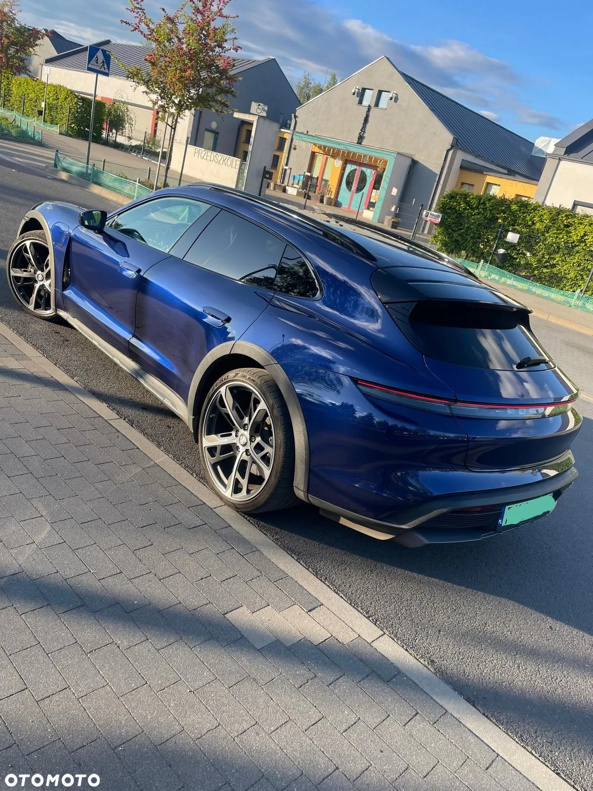 Porsche Taycan Sport Turismo - 3