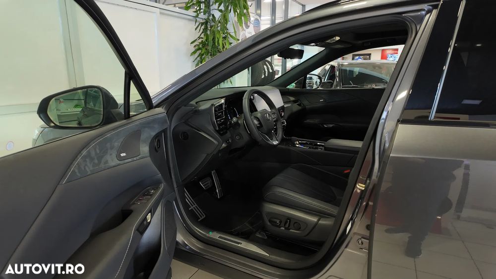 Lexus Seria RX - 13