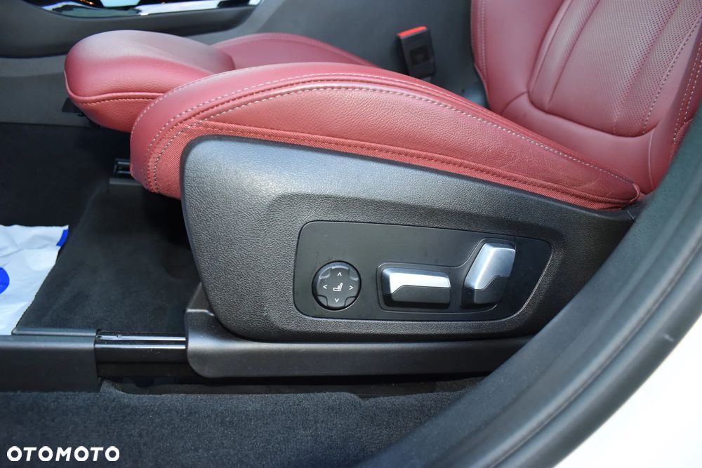 BMW X3 xDrive30i - 16