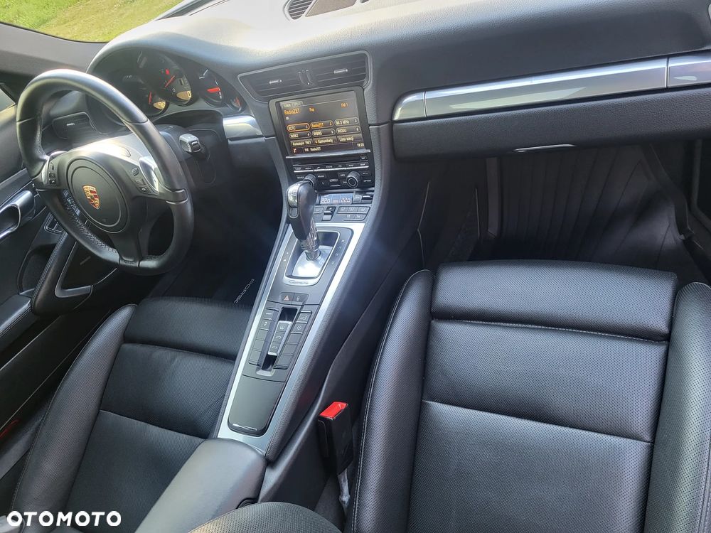 Porsche 911 Carrera PDK - 8