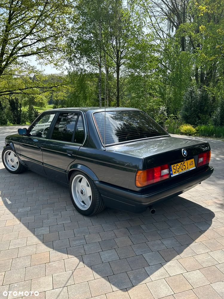 BMW Seria 3 316i - 6