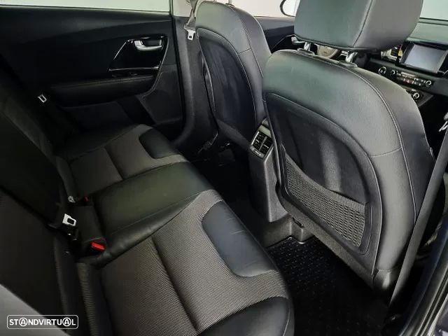 Kia Niro 1.6 GDi HEV - 8