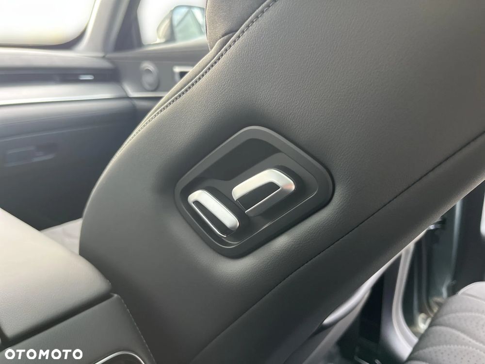 Chery Tiggo 8 1.5 T-GDI Super Hybrid Prestige DCT - 28