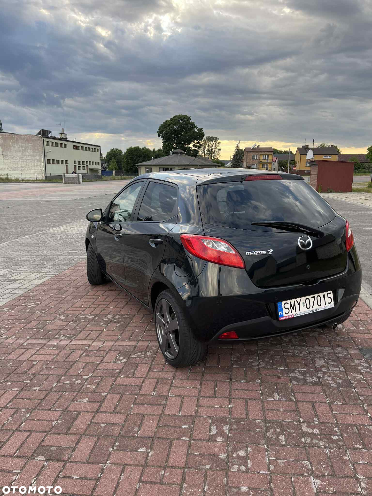 Mazda 2 - 5