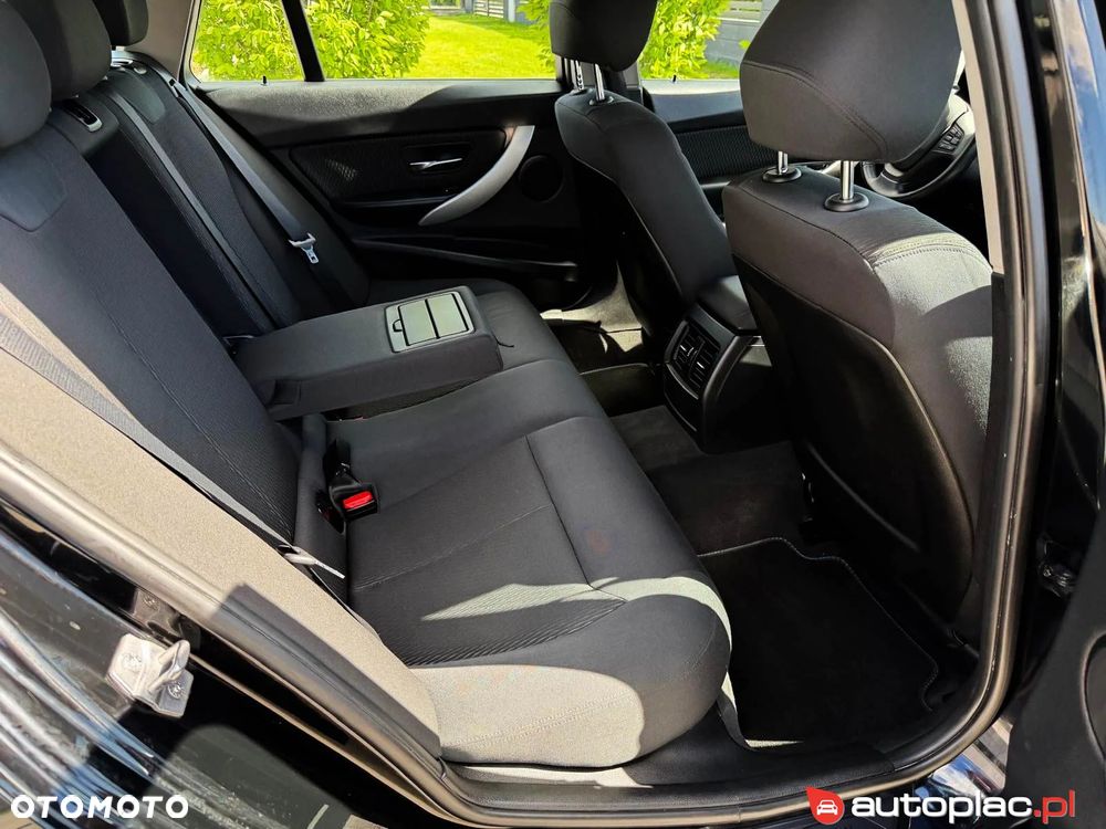 BMW Seria 3 320d DPF - 25