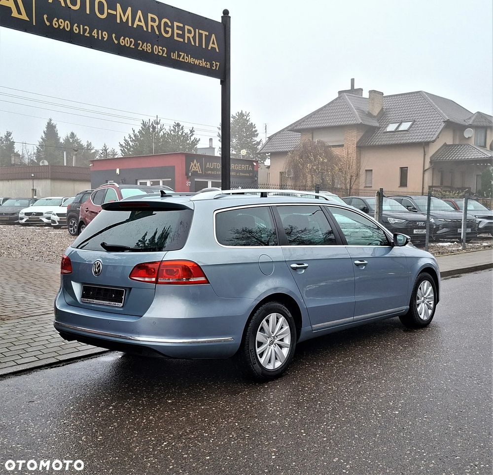 Volkswagen Passat 2.0 TDI DSG BlueMotion Technology Comfortline - 10