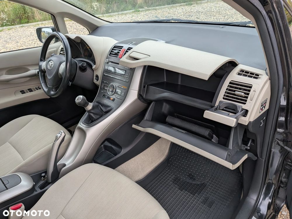 Toyota Auris 1.6 VVT-i Prestige - 31