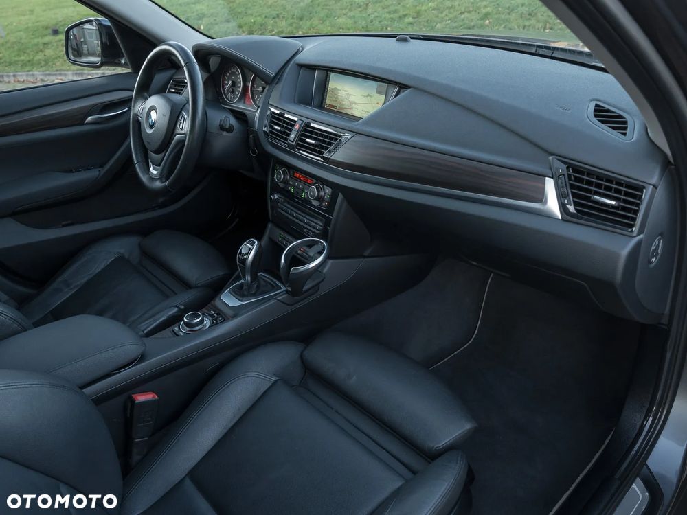 BMW X1 xDrive25d xLine - 30