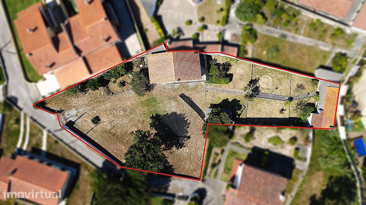 Moradia T2 para venda - Grande imagem: 2/18