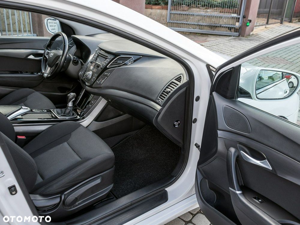 Hyundai i40 1.7 CRDi Premium - 17