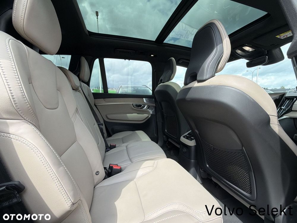 Volvo XC 90 - 16