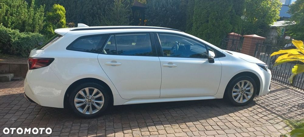 Toyota Corolla 1.8 Hybrid Comfort - 25