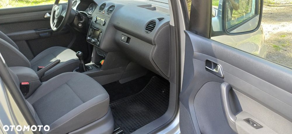 Volkswagen Caddy - 9