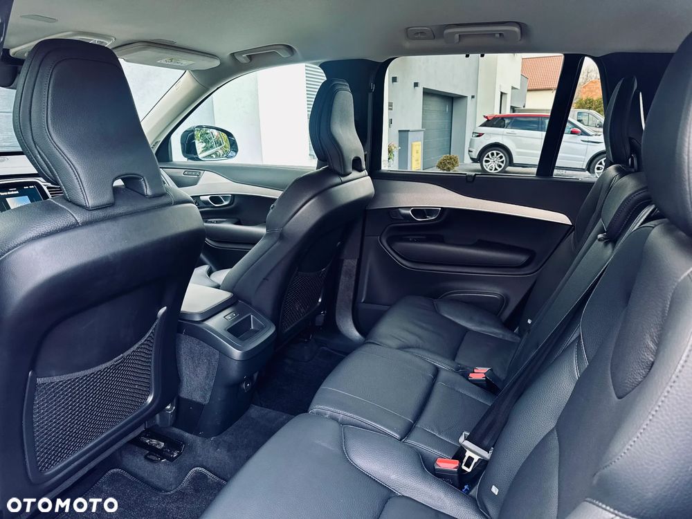 Volvo XC 90 T5 AWD Momentum 7os - 11