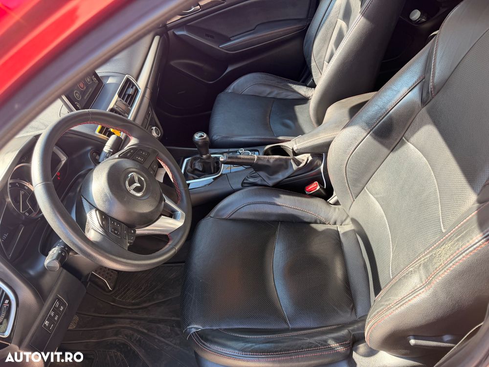 Mazda 3 G120 Revolution Top - 11