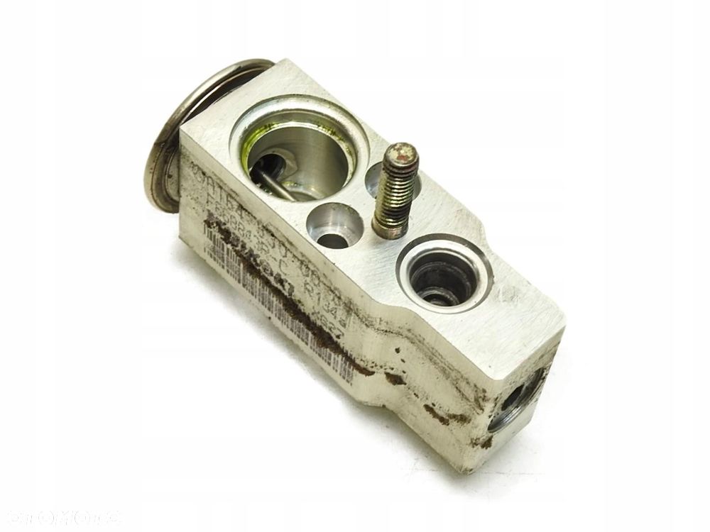 ZAWÓR ROZPRĘŻNY KLIMATYZACJI MERCEDES R W251 3.0 CDI V6 A1648300084 - 1