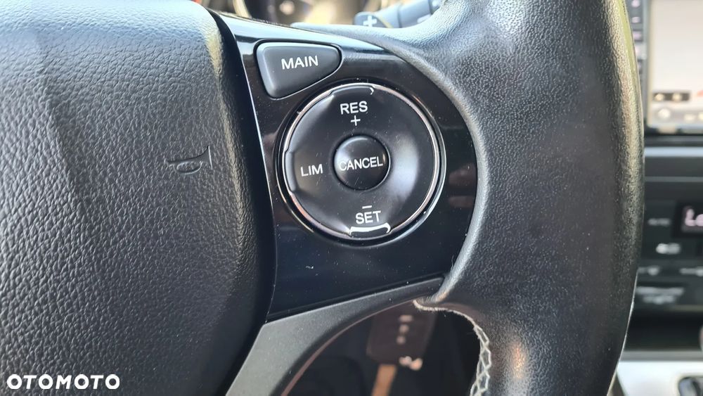 Honda Civic 1.8 Executive NAVI i-SHIFT - 32