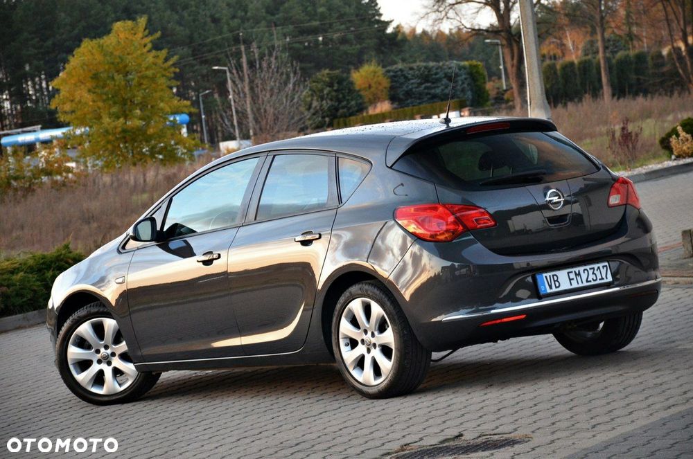 Opel Astra - 10