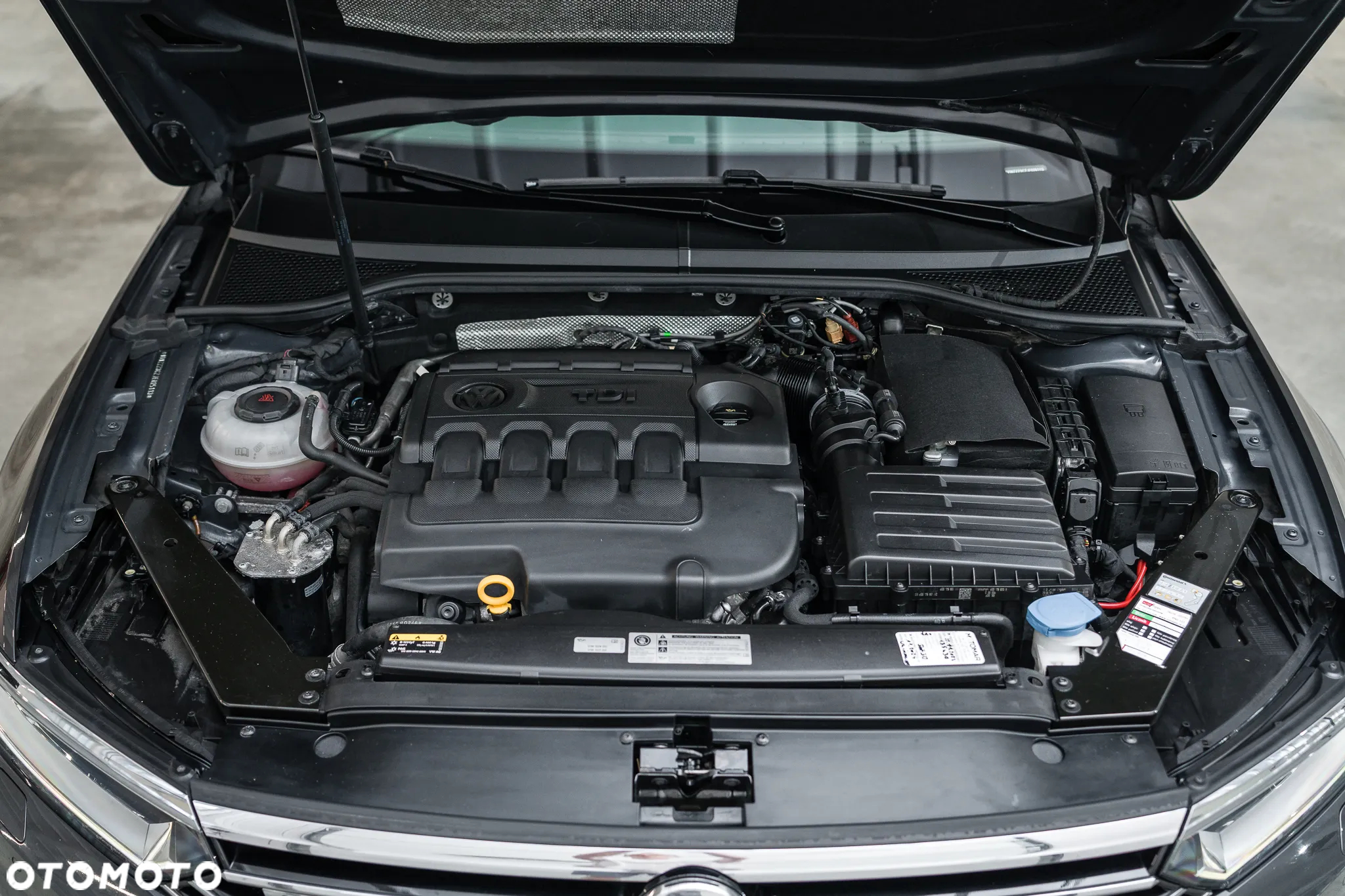 Volkswagen Passat 2.0 TDI BMT 4Mot Highline DSG - 18