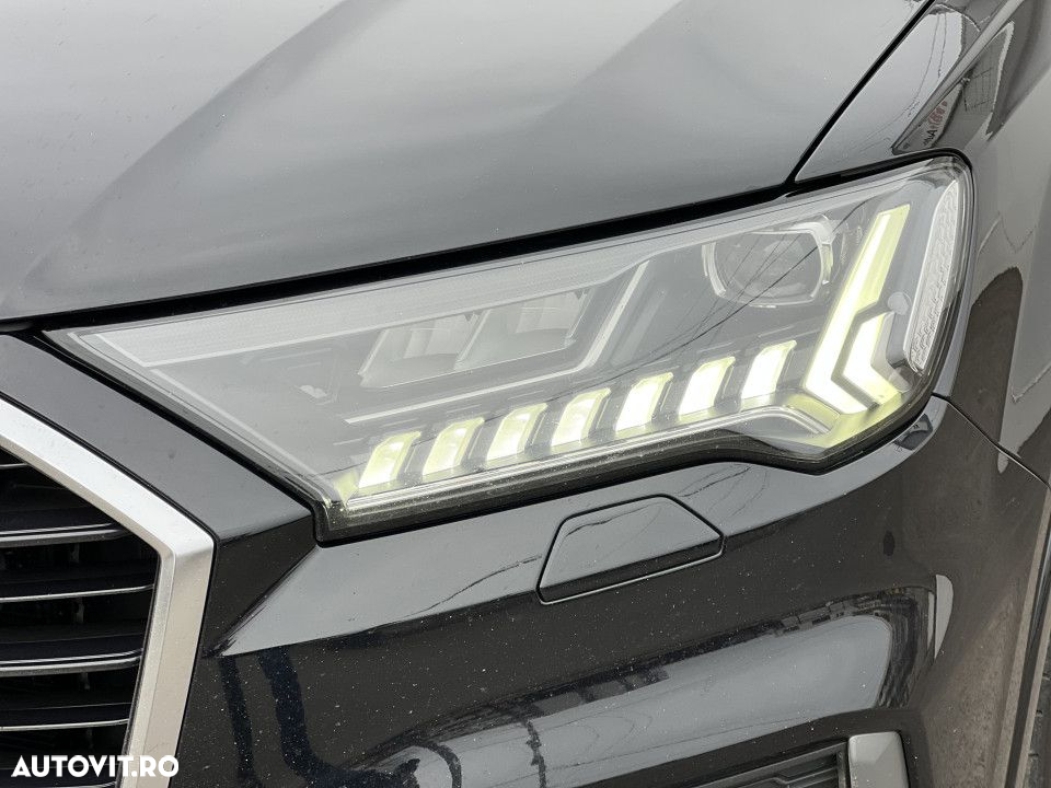 Audi Q7 - 11