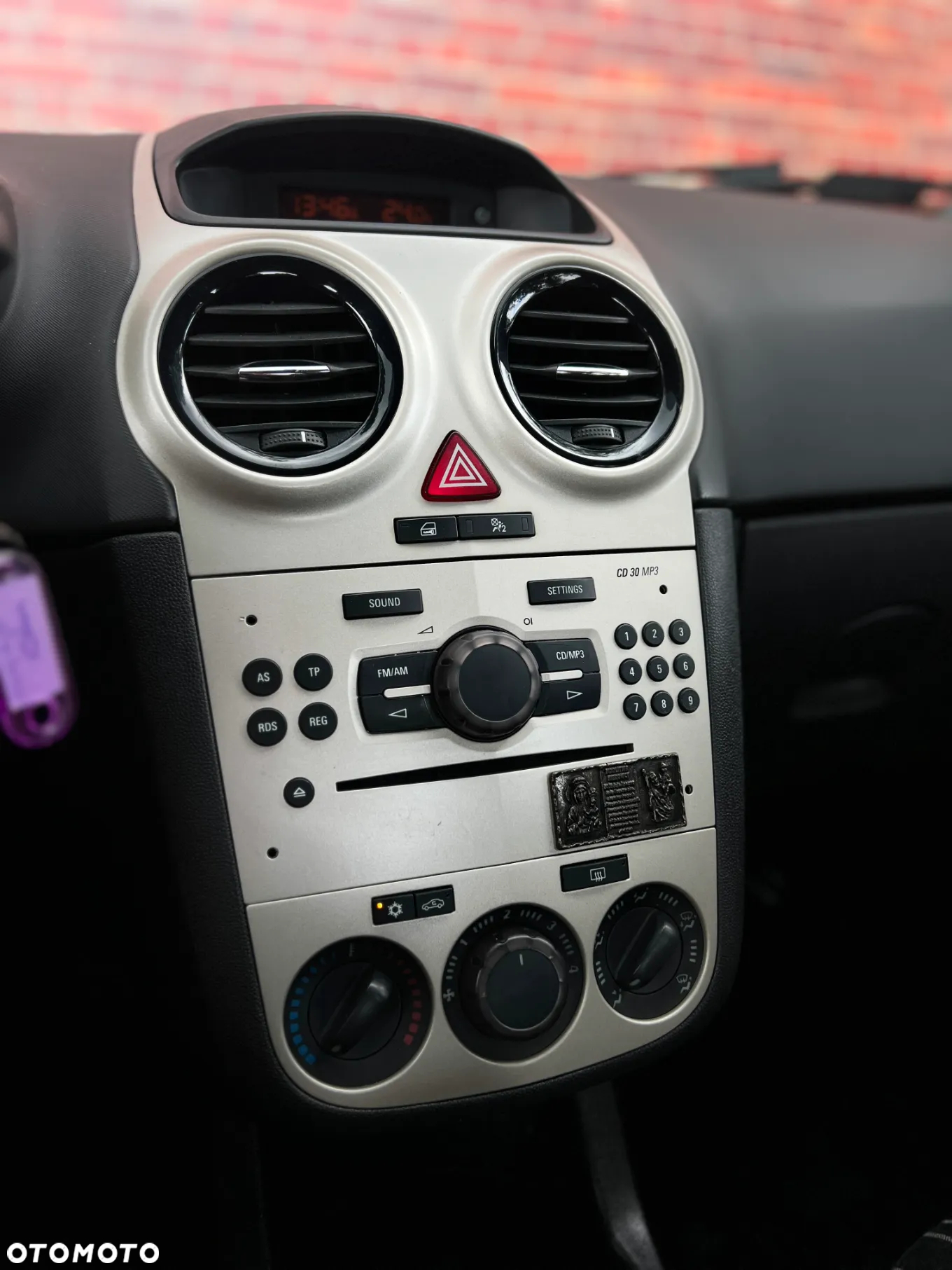 Opel Corsa - 21