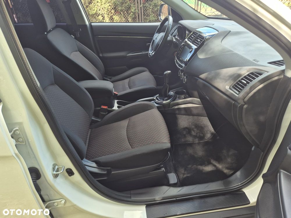 Mitsubishi ASX 1.6 Intense Plus Navi - 16