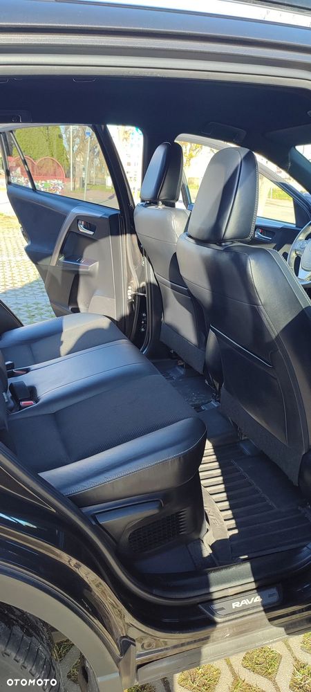 Toyota RAV4 Hybrid Style 4x4 - 13