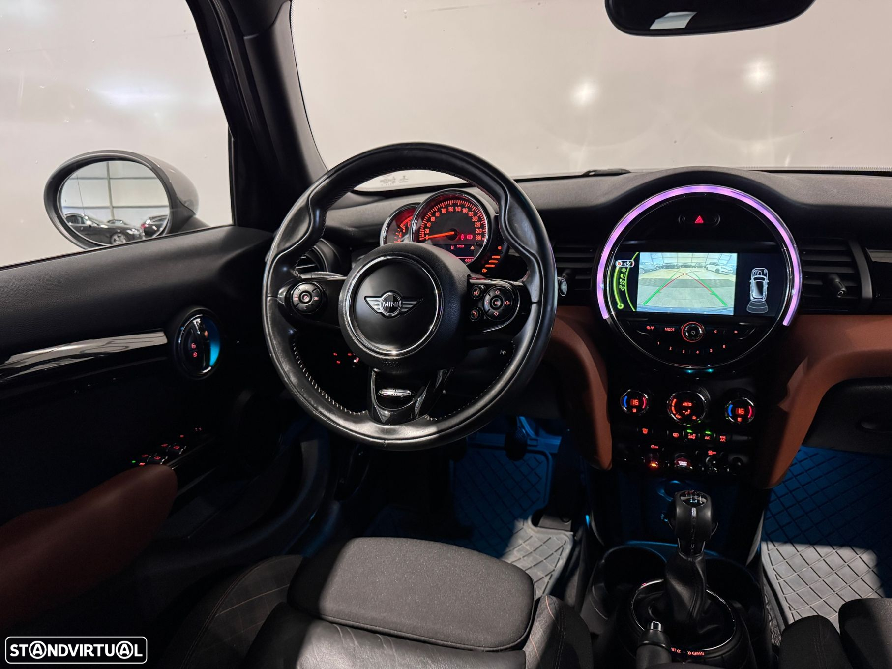 MINI 5 Portas Cooper SD - 17