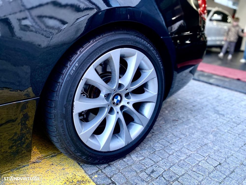 BMW 335 i Auto - 14