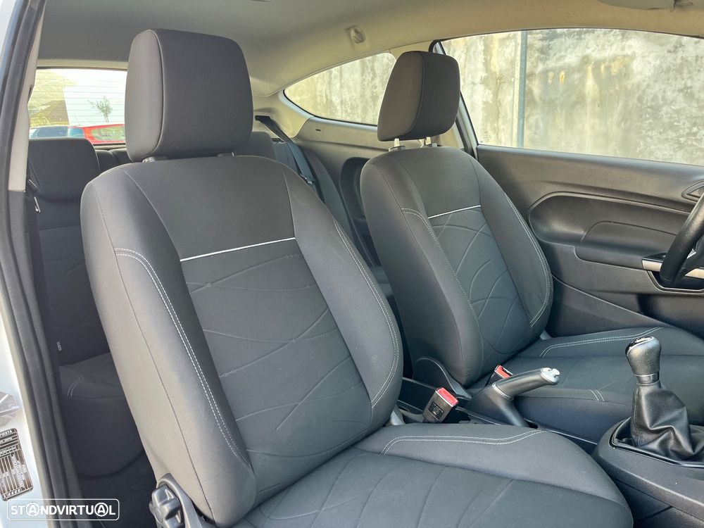 Ford Fiesta 1.5 TDCi STLine - 18