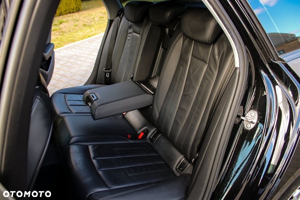 Audi A4 Avant 2.0 TDI S tronic - 29