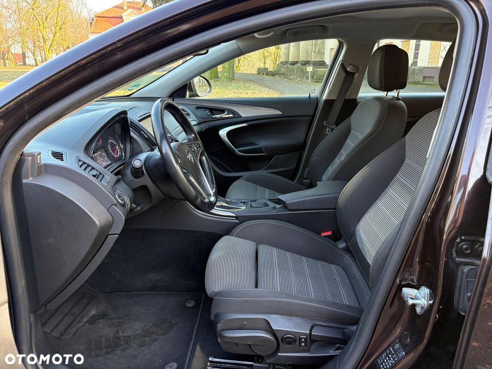 Opel Insignia 1.6 SIDI Turbo Business Edition - 23