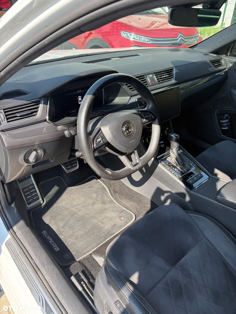 Skoda Superb 2.0 TDI 4x4 Sportline DSG - 10