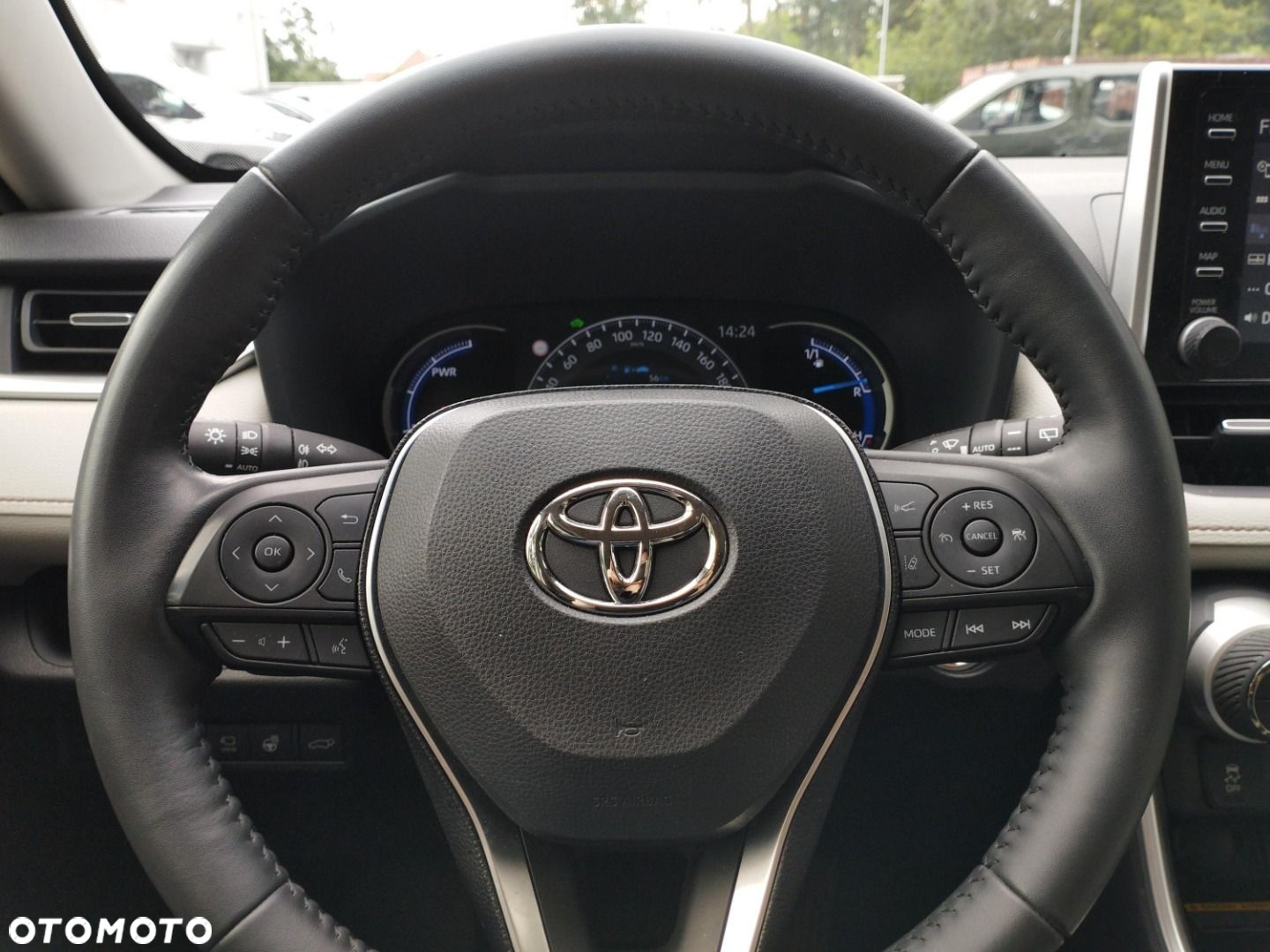 Toyota RAV4 - 16