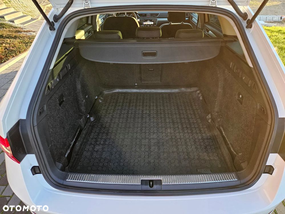 Skoda Superb 2.0 TDI Ambition - 20