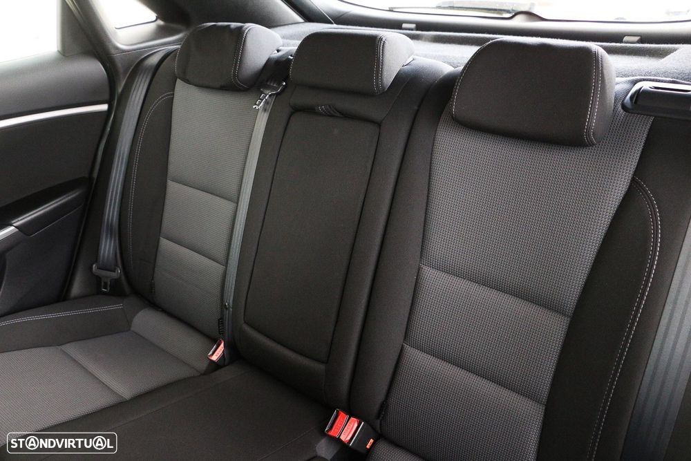 Hyundai i30 1.6 CRDI Blue Comfort - 18