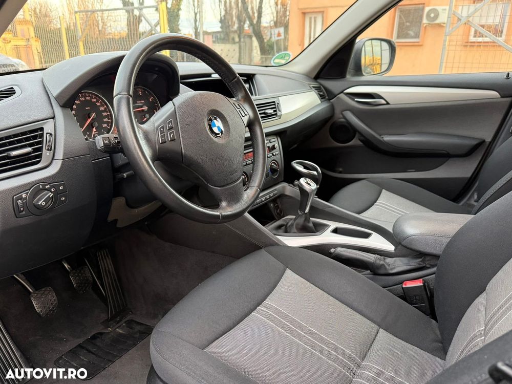 BMW X1 xDrive20d - 8