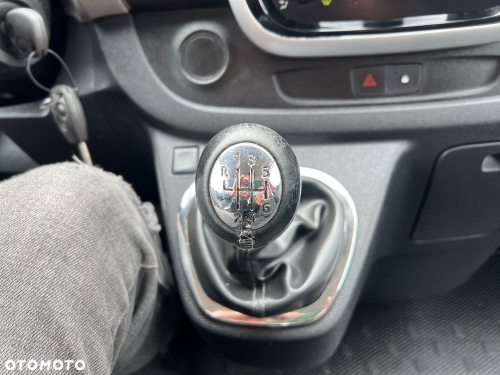 Renault Trafic - 28