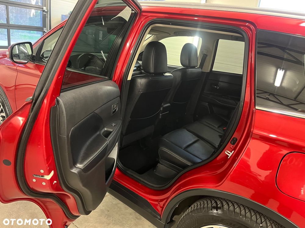 Mitsubishi Outlander 2.0 2WD CVT Diamant Edition+ - 16