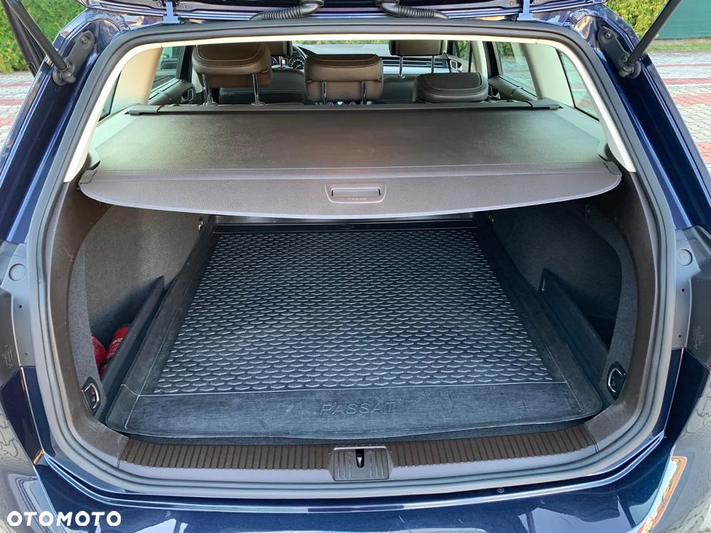 Volkswagen Passat 2.0 TDI BMT Highline DSG - 24