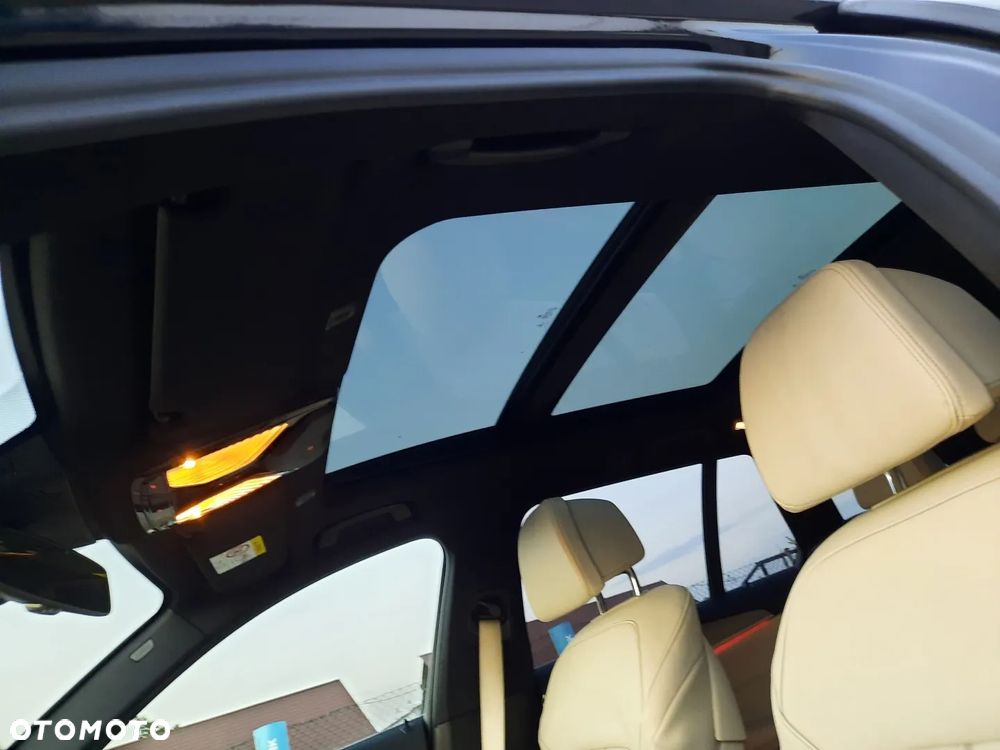 BMW Seria 5 520d Touring - 16