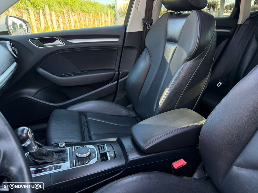 Audi A3 Limousine 1.6 TDI S tronic S line Sport Pack - 35