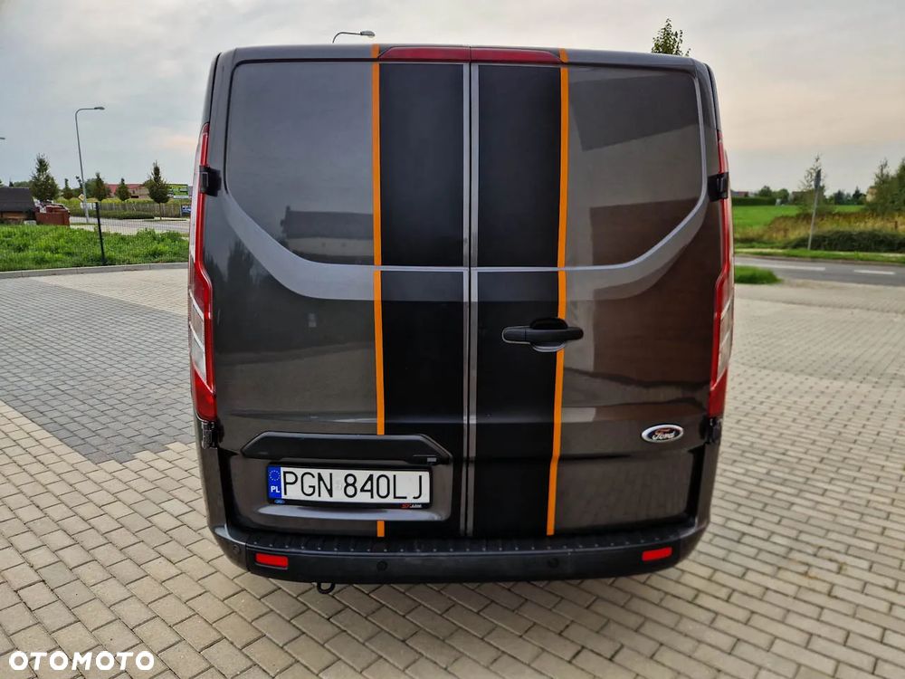 Ford TRANSIT CUSTOM - 4