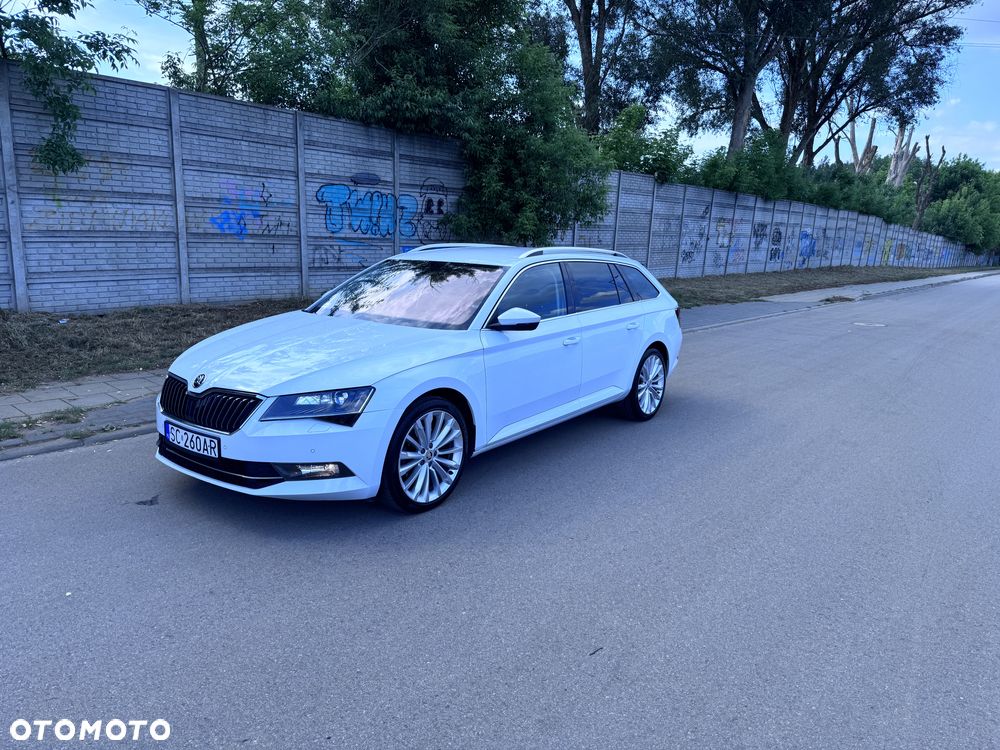 Skoda Superb 2.0 TDI 4x4 Style DSG - 3