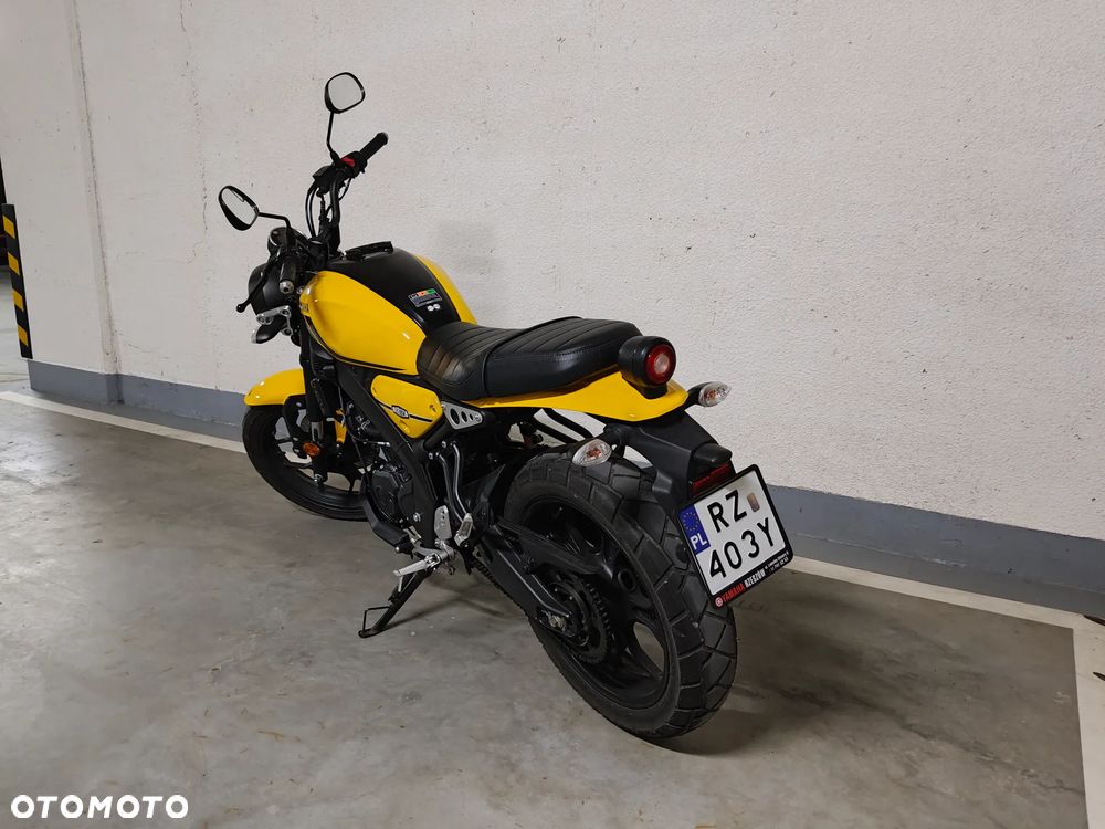 Yamaha XSR - 4