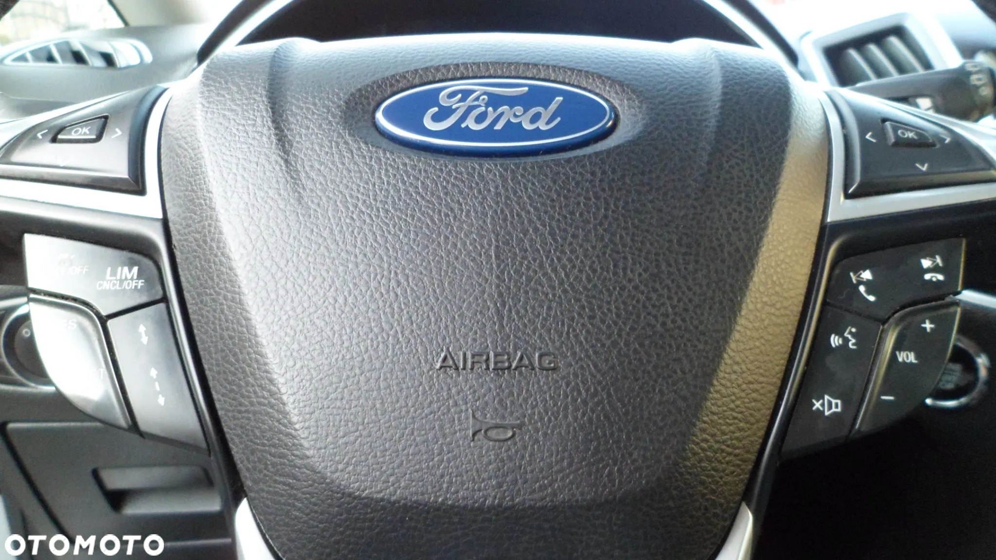 Ford Galaxy 2.0 TDCi Titanium - 24