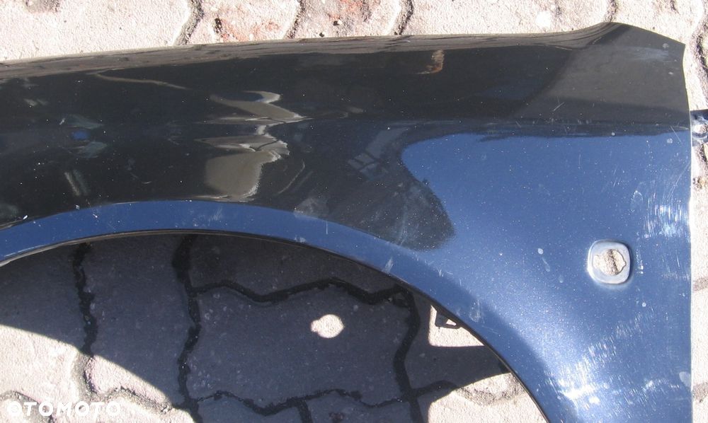 błotnik lewy AUDI A4 B5 czarny - 4