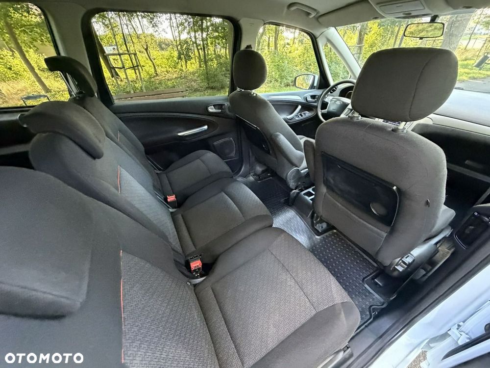 Ford Galaxy - 29