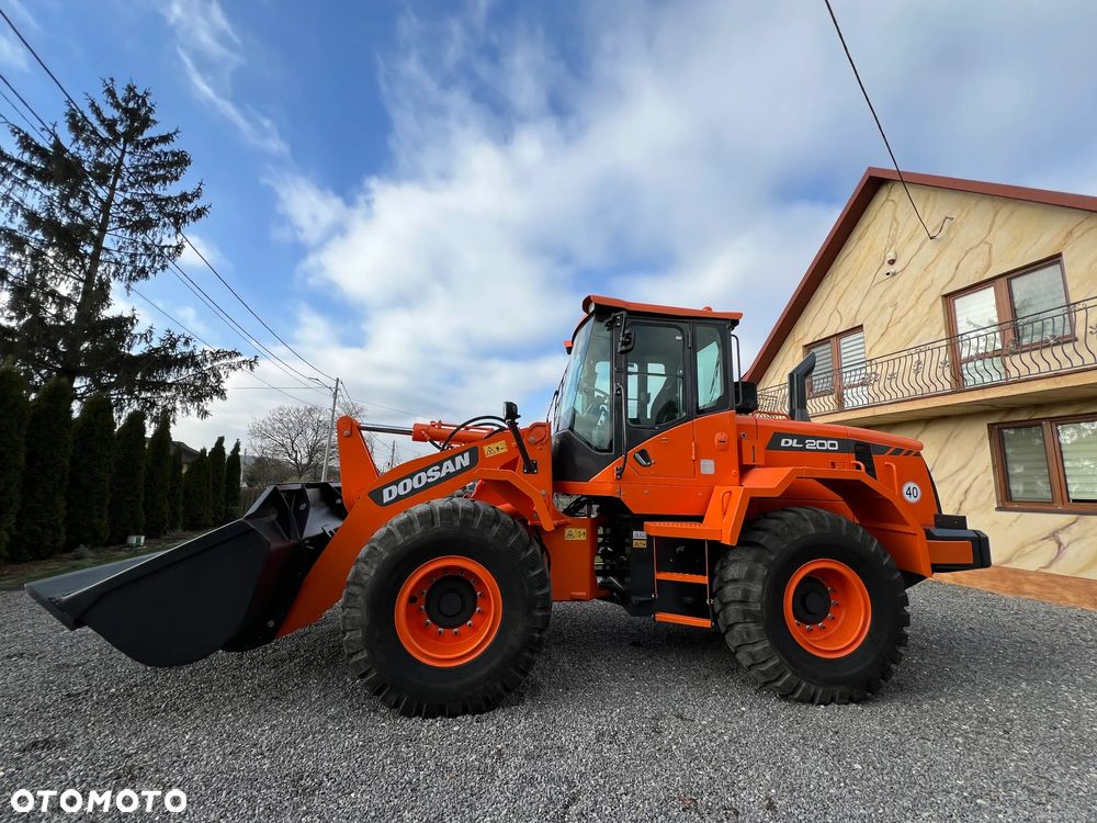 Doosan DL200 - 9